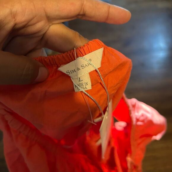 New Sim & Sam Top - Picture 4 of 5